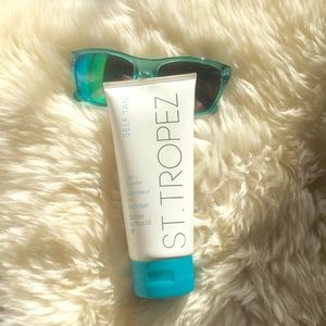 St Tropez Self-Tan Tan Booster self tanner